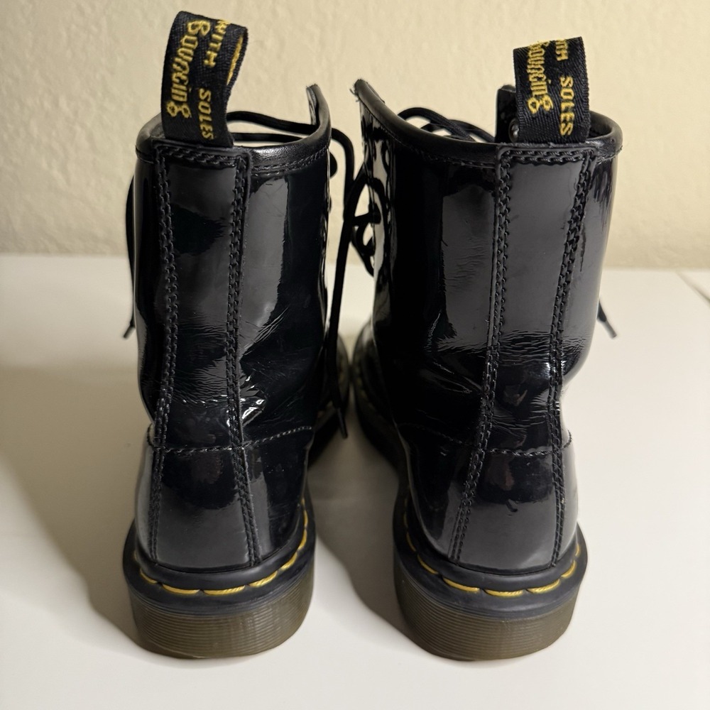 Dr. Martens Womens Patent Leather Lace Up Combat Boots Black Size 6 - Picture 4 of 8